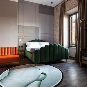 **** Hotel Chapter Italia